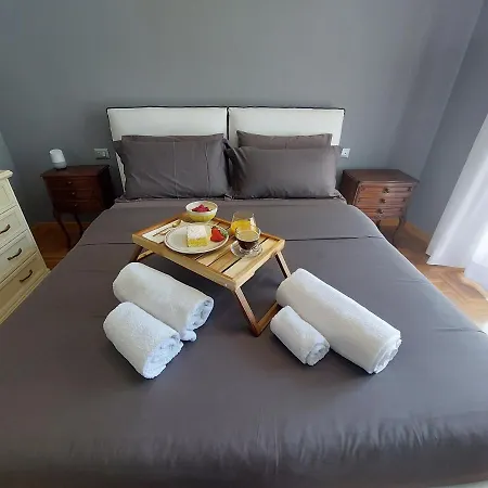 Vanecia's Luxury Apartment