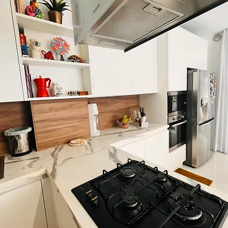 Vanecia's Luxury Sanremo