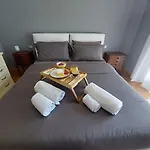 Vanecia's Luxury Apartamento