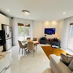 Vanecia's Luxury San Remo