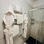 Vanecia's Luxury Apartamento *