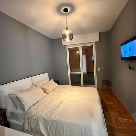 Vanecia's Luxury San Remo
